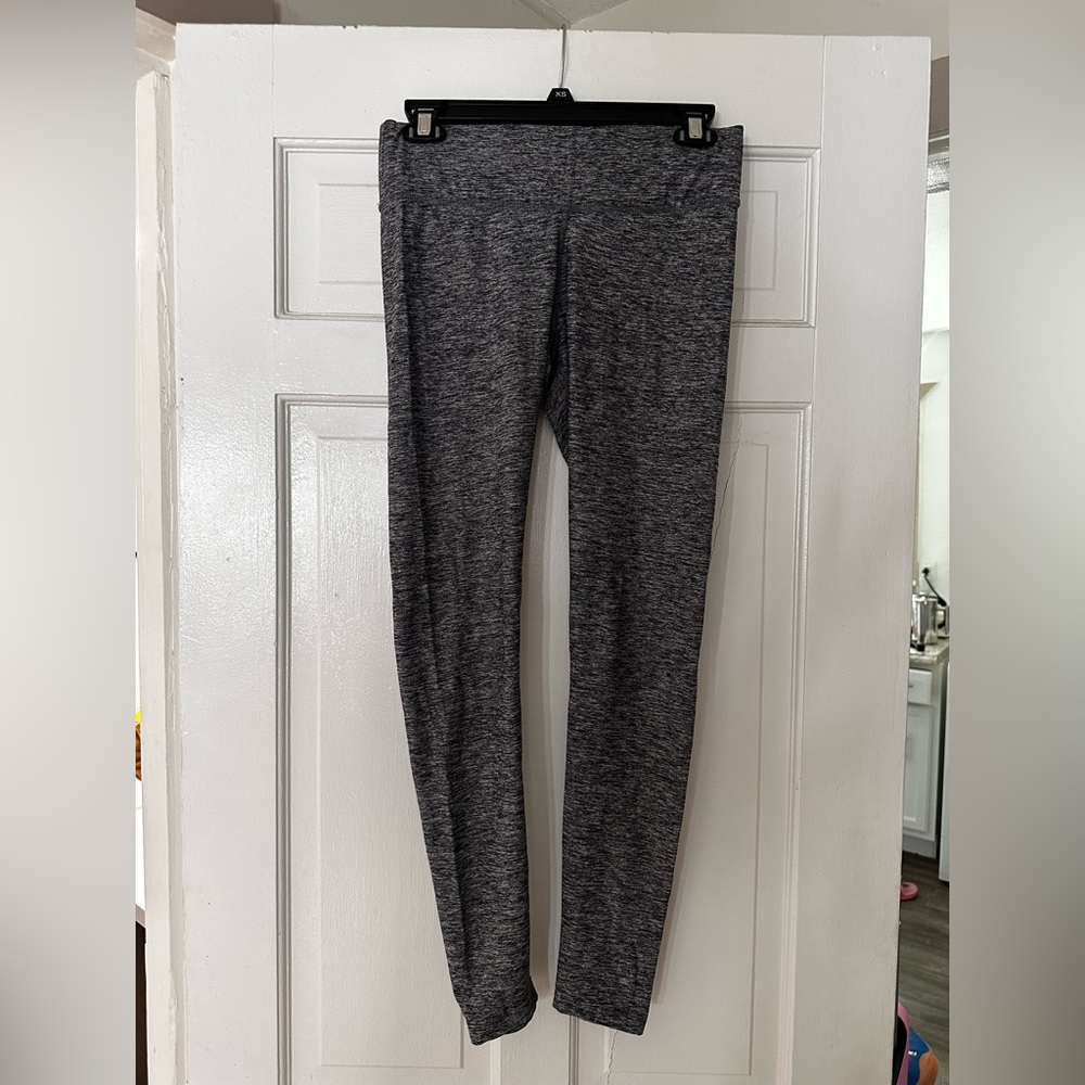 PINK ultimate yoga leggings size S